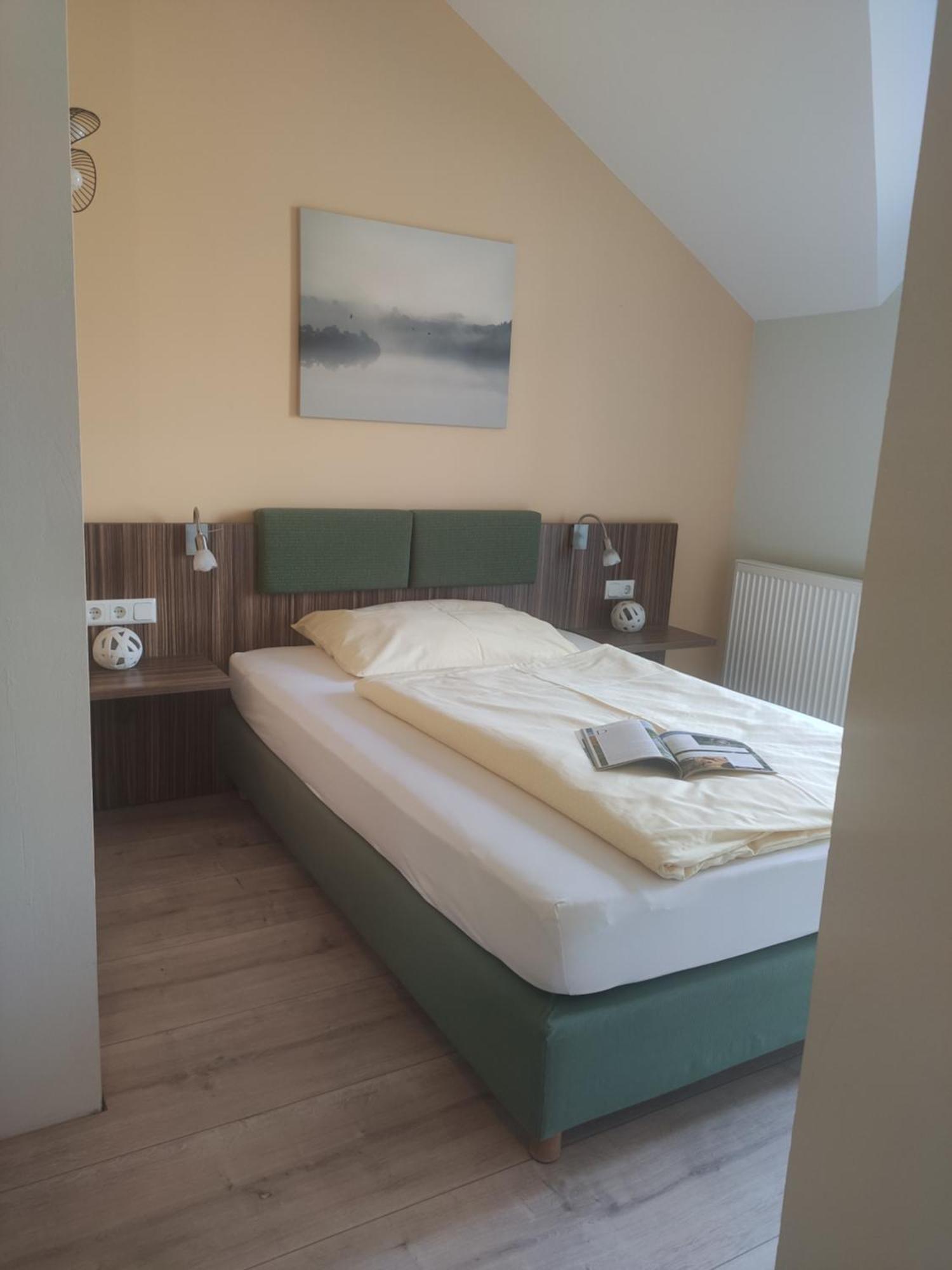 Rosenhotel - Serviced Apartments Zwentendorf Екстериор снимка