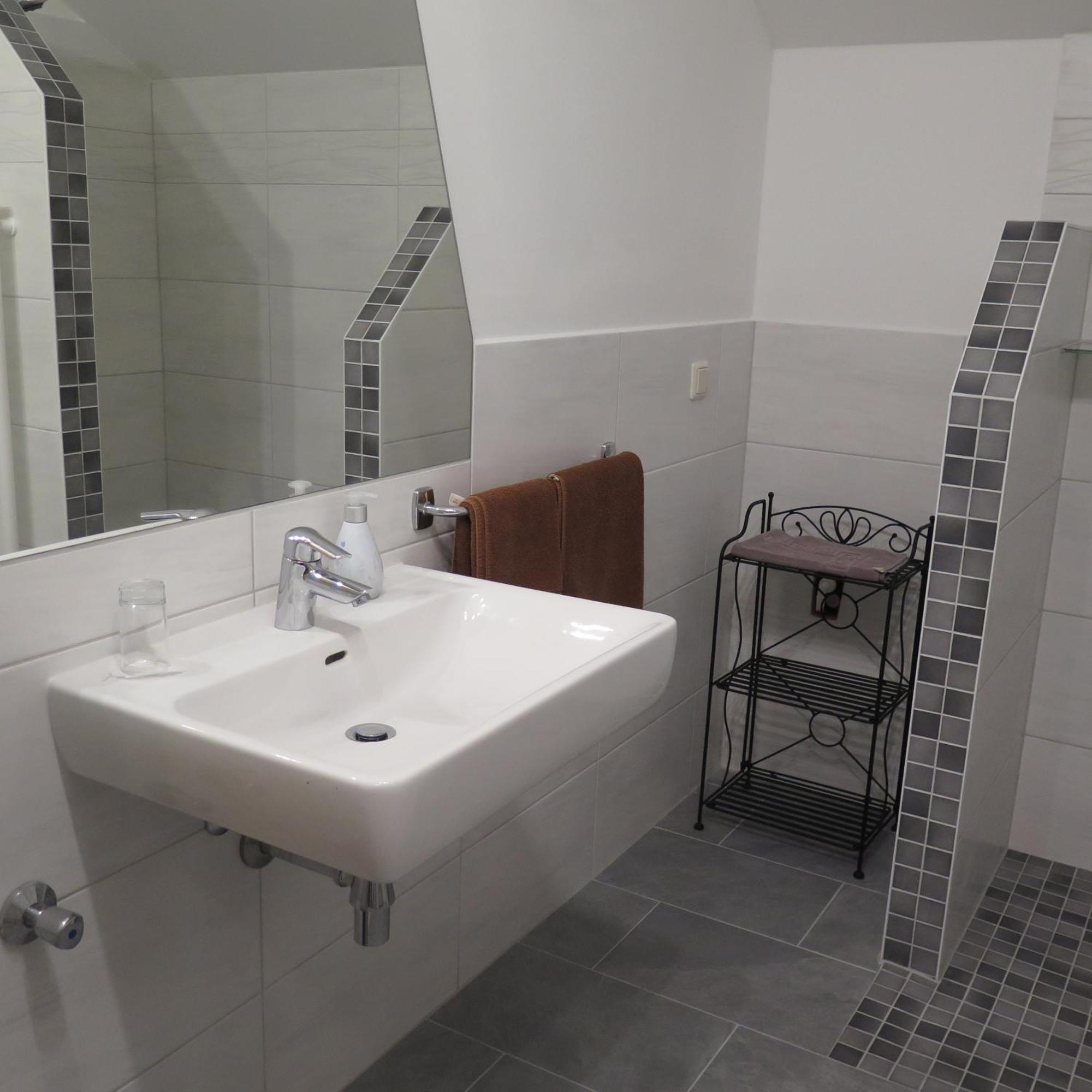 Rosenhotel - Serviced Apartments Zwentendorf Екстериор снимка